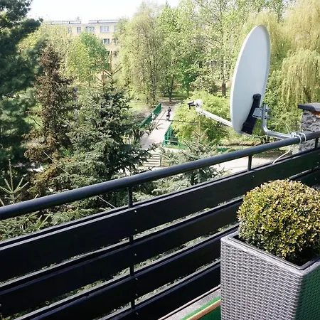 Guest With Large Sunny Terrace *